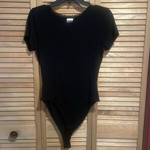 Bell Du Jour short sleeve body suit